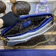 Louis Vuitton Maxi Multi Pochette Accessoires Handbag in Silver/Blue M58980 24x13.5x4cm - 4