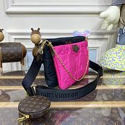 Louis Vuitton Maxi Multi Pochette Accessoires Handbag in Pink/Black M58980 24x13.5x4cm - 6