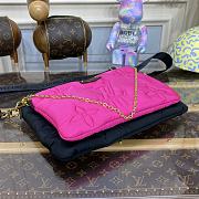 Louis Vuitton Maxi Multi Pochette Accessoires Handbag in Pink/Black M58980 24x13.5x4cm - 2