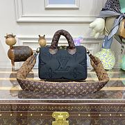 Louis Vuitton Speedy Bandoulière 25 Handbag in Black M59008 25x19x15cm - 1