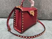 Valentino Garavani Small Rockstud Alcove Top-Handle Bag in Red 22x17x9cm - 3