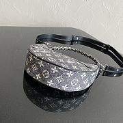 Louis Vuitton Loop Bag in Black Denim M1150 24×8×22cm - 6