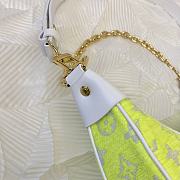 Louis Vuitton Loop Bag in Neon Yellow M81484 23×22×7cm - 3