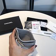 Chanel 19 Shiny Goatskin Quilted Card Holder Grey 7.5x11cm - 5