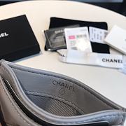 Chanel 19 Shiny Goatskin Quilted Card Holder Grey 7.5x11cm - 4