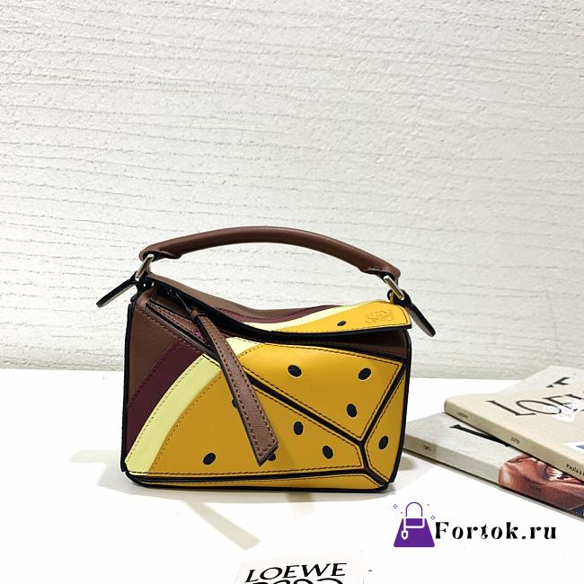 Loewe Mini Puzzle Passion Fruit Pattern Bag 18x11x7.5cm - 1