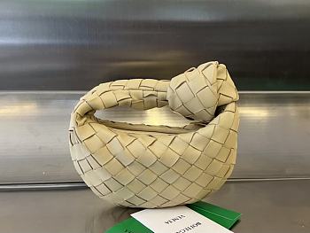 Bottega Veneta Beige Candy Jodie Bag 16x17x6.5cm