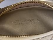 Bottega Veneta Beige Candy Jodie Bag 16x17x6.5cm - 3