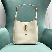 Saint Laurent Small Hobo Underarm Bag in White 713938 22x9.5x21.5cm - 1