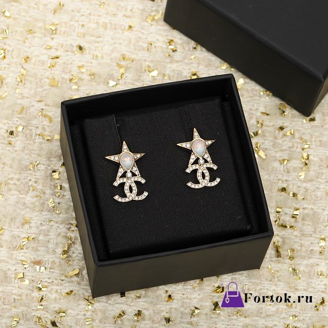 Chanel 23p Five-pointed Star Double C Earrings - 1