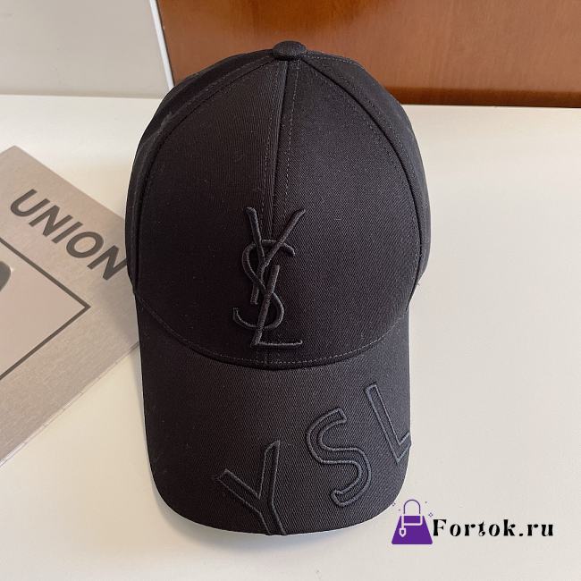 Saint Laurent Hat in Black - 1