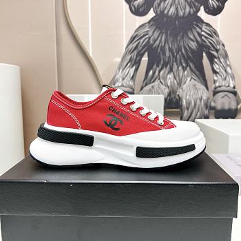 Chanel 2023 Sneaker in Red