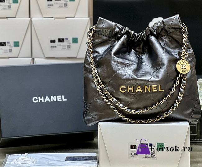 Chanel 22S Calfskin Black Handbag 35x37x7cm - 1