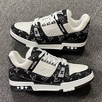 Louis Vuitton Trainer Sneaker White and Black