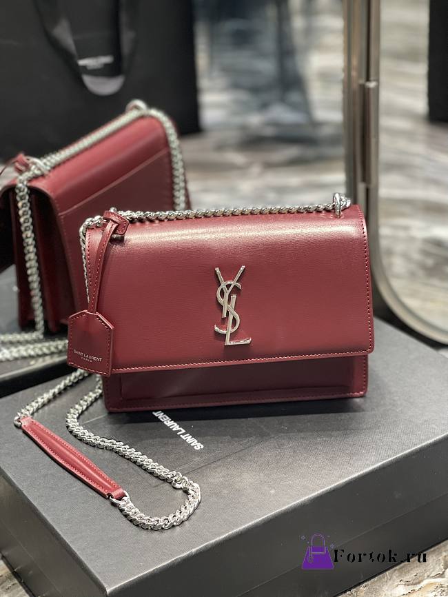 Saint Laurent Sunset Medium Leather Shoulder Bag in Red Silver Hardware 22cm - 1