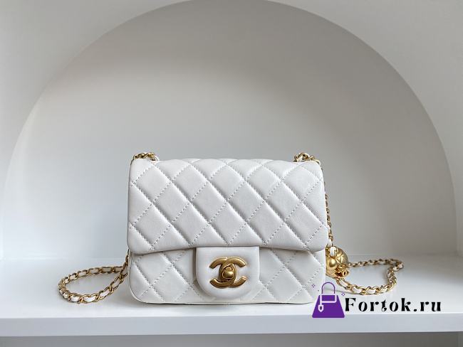 Chanel Mini Square Flap Bag With Pearl Crush Chain White 13x18x7cm - 1