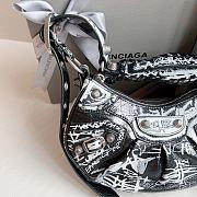 Balenciaga Le Cagole Xs Shoulder Bag Graffiti Black 26x12x6cm - 5