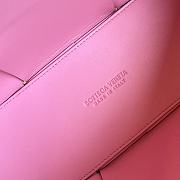 Bottega Veneta Small Arco Tote Bag in Pink 30x20x11.5cm - 5