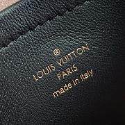 Louis Vuitton Pochette Coussin Black M80742 20x14x8cm  - 2