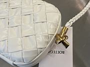 Bottega Veneta Leather Knot Minaudiere Shoulder Bag in White 20x12x5.5cm - 2