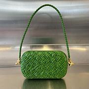 Bottega Veneta Leather Knot Minaudiere Shoulder Bag in Green 20x12x5.5cm - 1