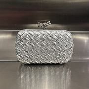 Bottega Veneta Knot Clutch in Silver 19x11.5x5cm - 1