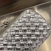 Bottega Veneta Knot Clutch in Silver 19x11.5x5cm - 4