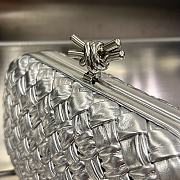 Bottega Veneta Knot Clutch in Silver 19x11.5x5cm - 2