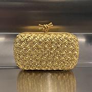 Bottega Veneta Knot Clutch in Gold 19x11.5x5cm - 1