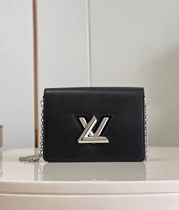 Louis Vuitton Twist handbag in Black Silver Buckle M68750 19x13.5x4.2cm