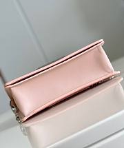 Louis Vuitton Twist handbag in Pink Silver Buckle M68750 19x13.5x4.2cm - 4
