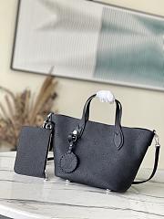 Louis Vuitton Blossom PM Bag in Black M21848 20x20x12.5cm - 1