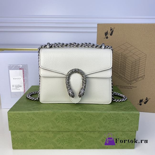 Gucci Dionysus Small Shoulder Bag in White 20x15.5x5cm - 1