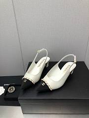 Chanel Pumps in White - 1
