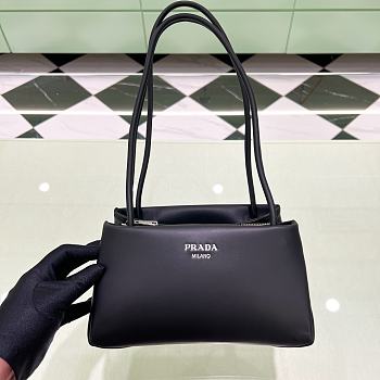 Prada Leather Bag in Black 25x13x13.5cm