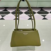 Prada Leather Bag in Green 25x13x13.5cm - 1