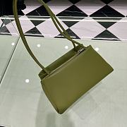 Prada Leather Bag in Green 25x13x13.5cm - 4