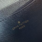 Louis Vuitton Zippy Monogram Game on Canvas Wallet M80305 11x8.5x2cm  - 4