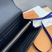 Louis Vuitton Taurillon Leather Wallet M81305 20x11cm - 6