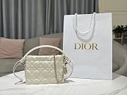 Dior Lady Mini Bag in White 19x13x5cm - 1