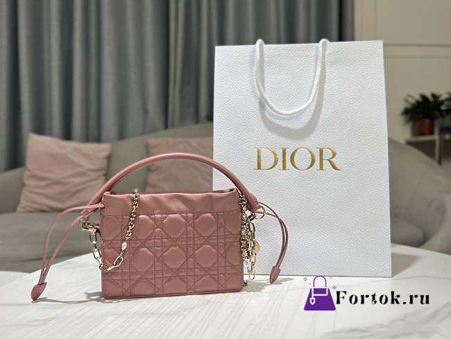 Dior Lady Mini Bag in Pink 19x13x5cm - 1