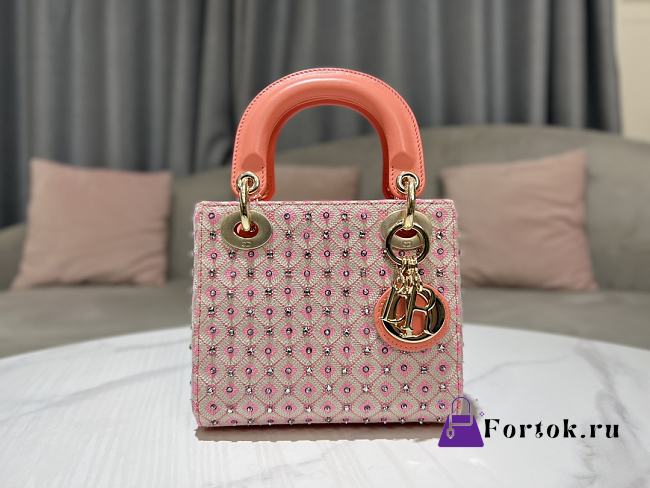 Dior Lady Crystal Bead Embroidery Bag in Pink 17x15x7cm - 1