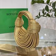 Bottega Veneta Double Knot Bag in Gold 22x6.5x15.5cm - 3
