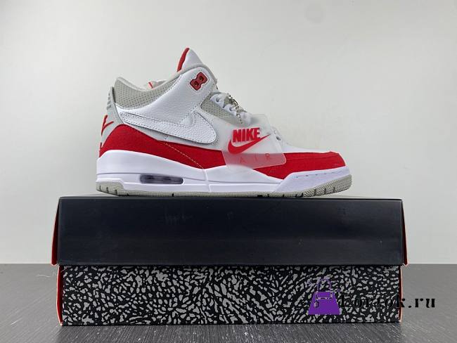 Air Jordan 3 Tinker “University Red”  - 1