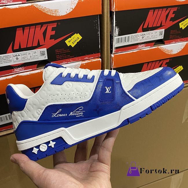 Louis Vuitton Trainer Sneakers Blue - 1