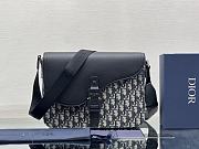 Dior Mini Saddle Messenger Bag Oblique Beige and Black 1ADME162YKK 31x23x8cm - 1