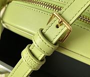 Fortok Celine Oval Cuir Triomphe Bag in Green 20x15x6cm - 4