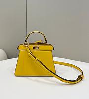 Fortok Fendi Peekaboo Iseeyou Petite Bag in Yellow 20x11x15cm - 1