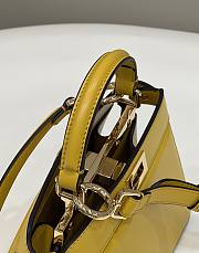Fortok Fendi Peekaboo Iseeyou Petite Bag in Yellow 20x11x15cm - 2