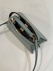 Fortok Fendi Peekaboo Iseeyou Petite Bag in Light Green 20x11x15cm - 2